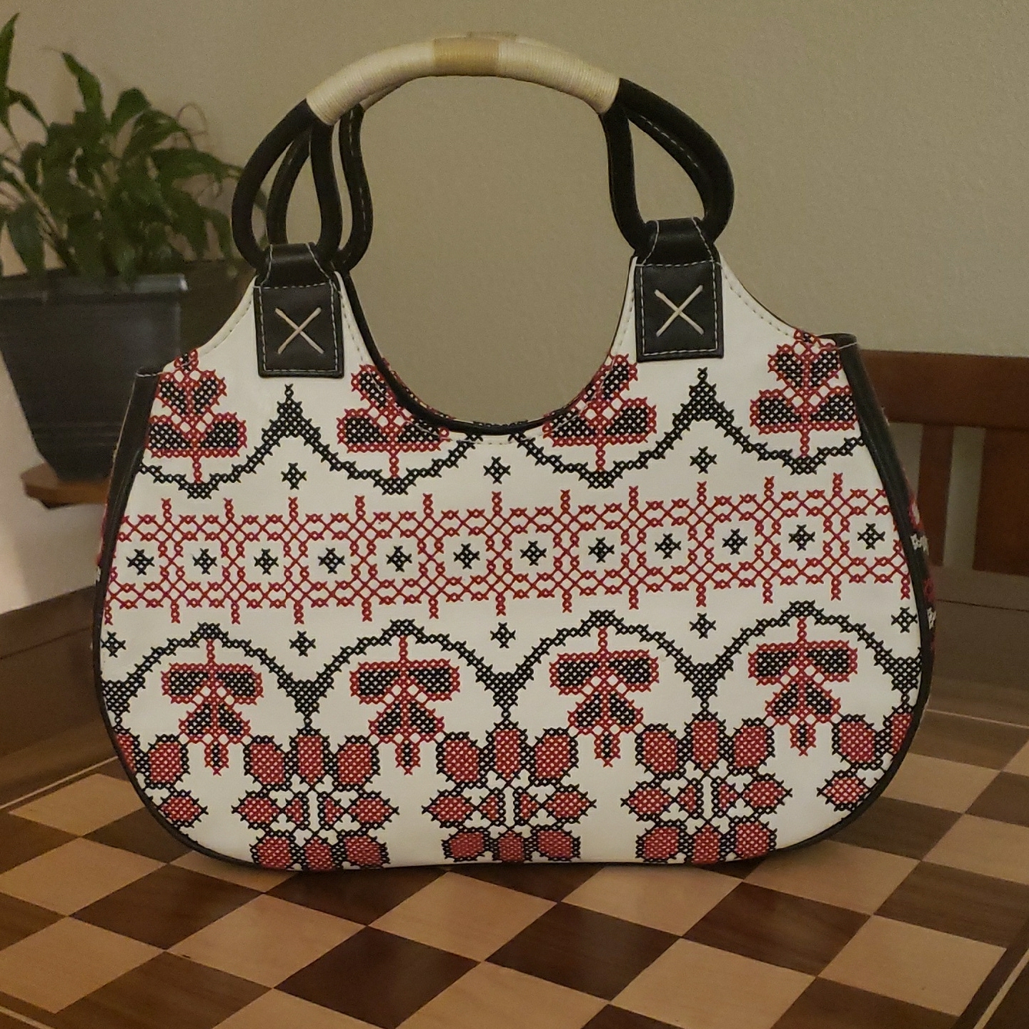 Rare Vintage Isabella Fiore Embroidered Leather Handbag